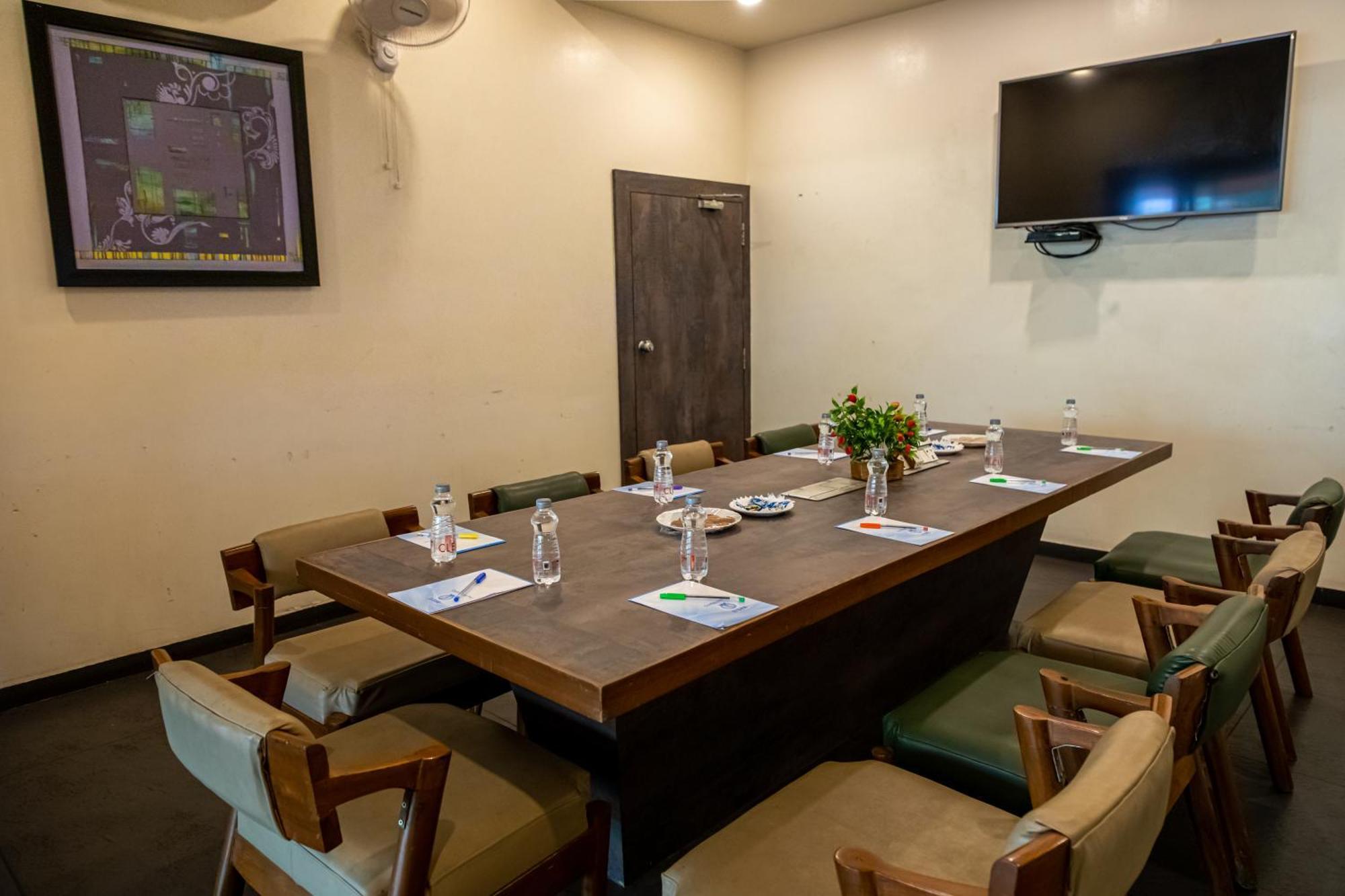 Hotel Rama Heritage Nashik Bagian luar foto
